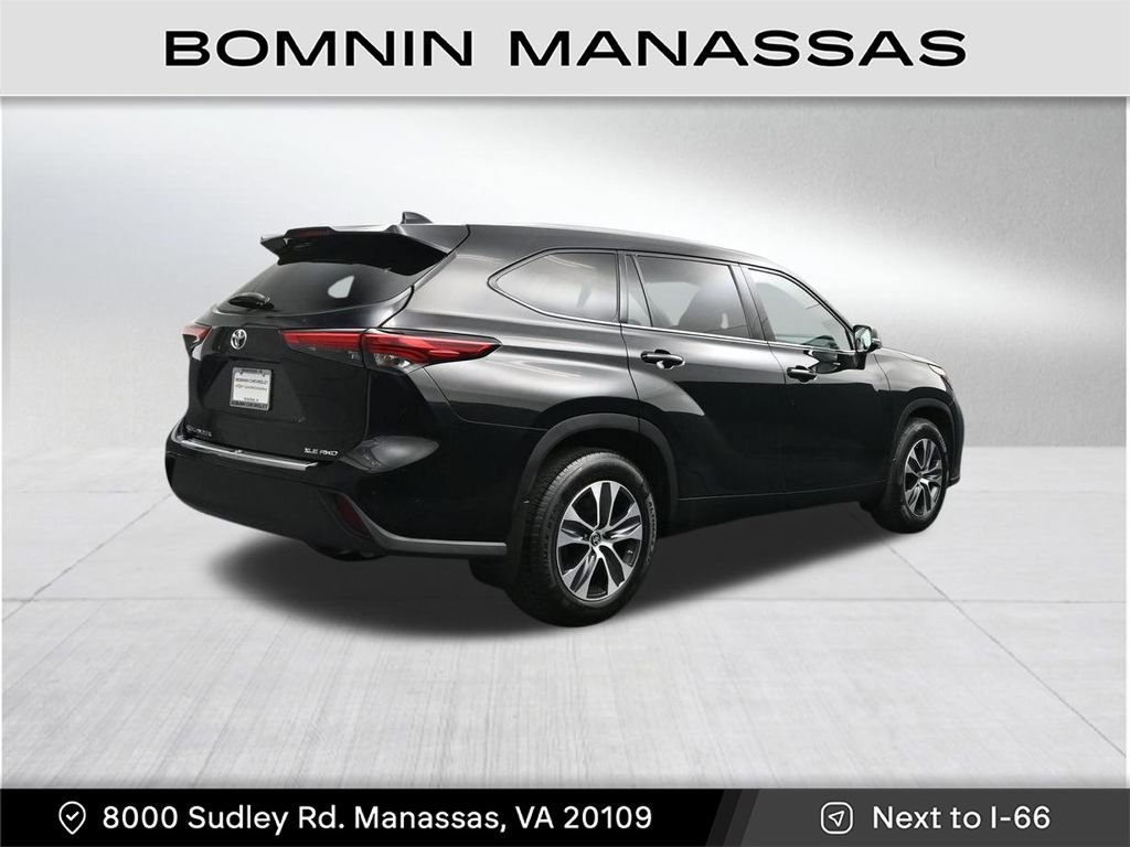 Used 2021 Toyota Highlander XLE image 5