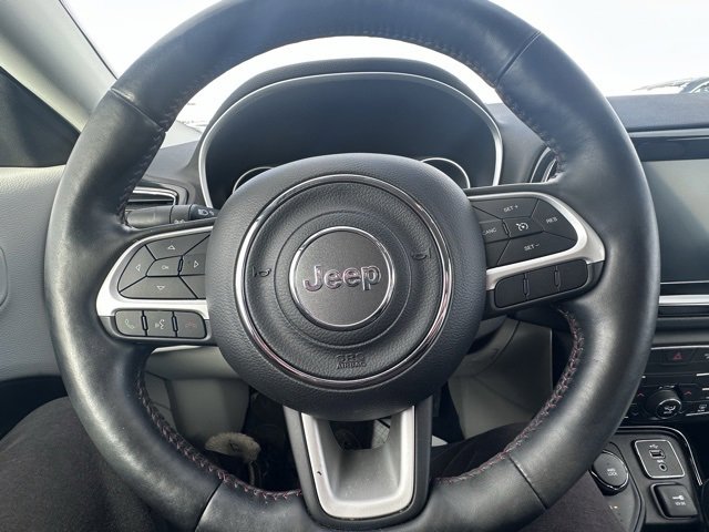 Used 2018 Jeep Compass Limited image 19