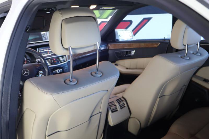 Used 2012 Mercedes-Benz E 350 4MATIC Sedan image 24
