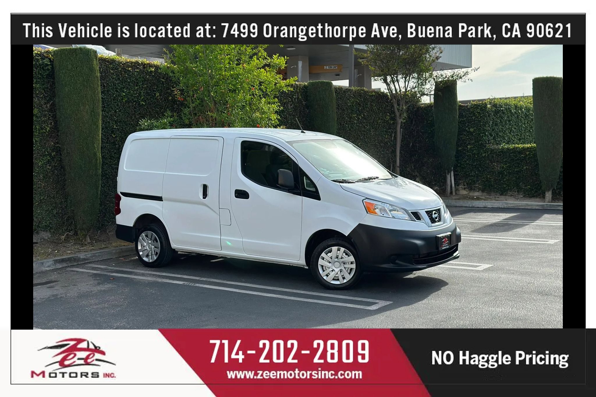 Used 2017 Nissan NV200 S w/ Back Door Glass Package image 2