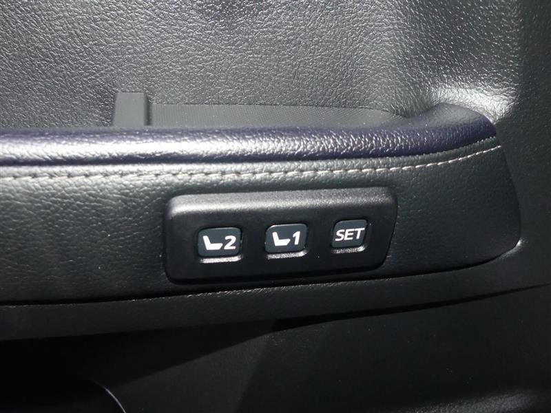 Used 2020 Toyota 4Runner Limited AWD/4WD image 20