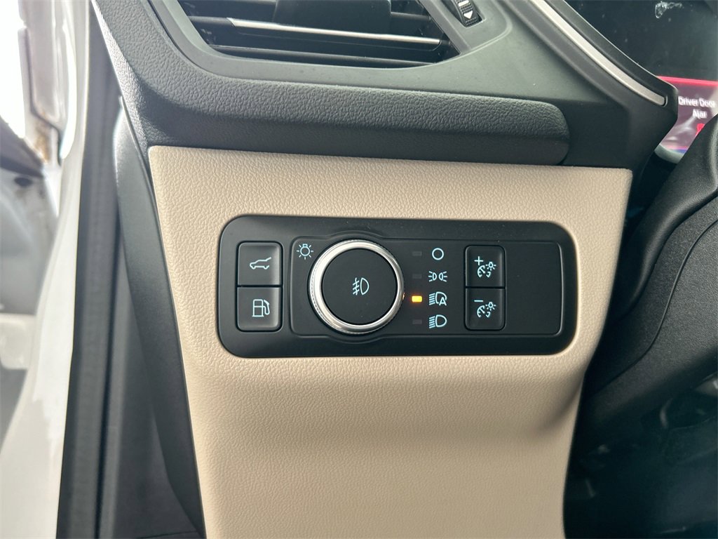 Used 2021 Ford Escape SEL image 14