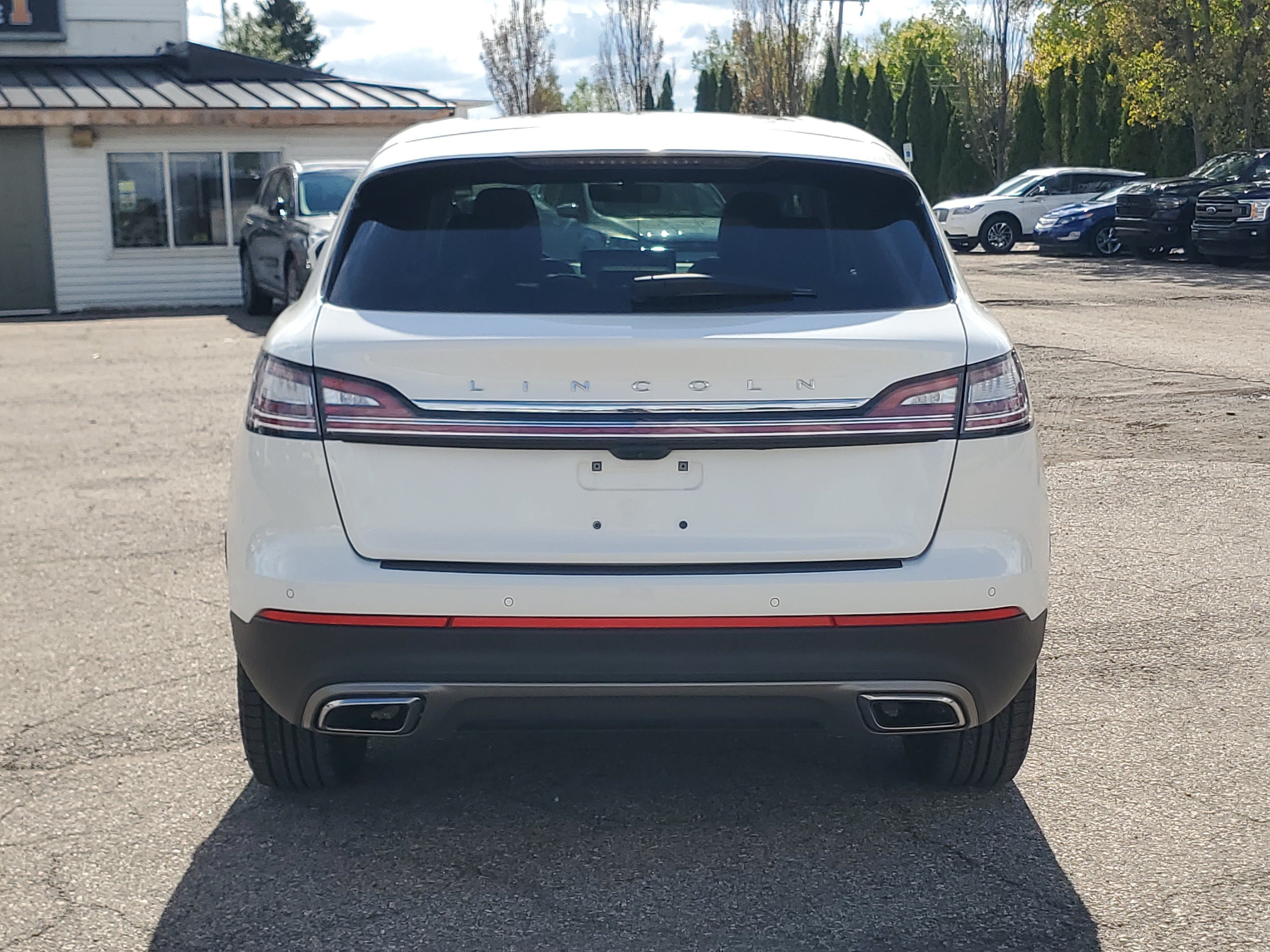 Certified 2023 Lincoln Nautilus Reserve AWD/4WD image 5