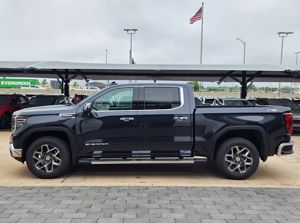 New 2026 GMC Sierra 1500 SLT w/ SLT Premium Plus Package image 7