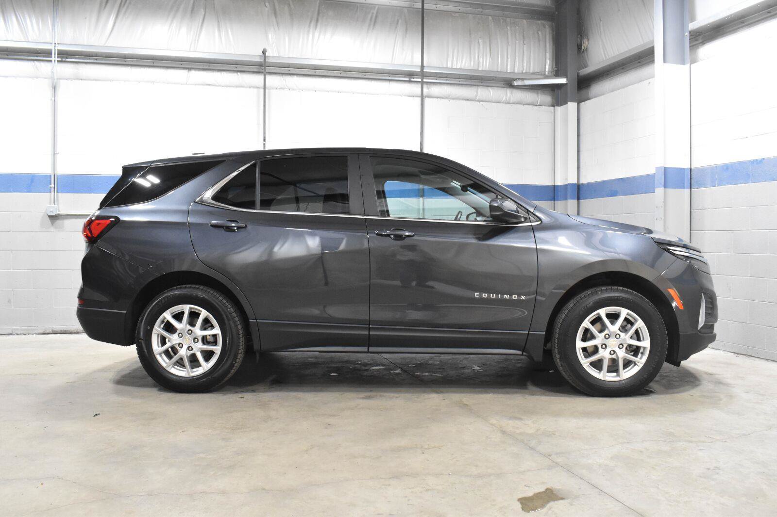 Used 2023 Chevrolet Equinox LT AWD/4WD image 25