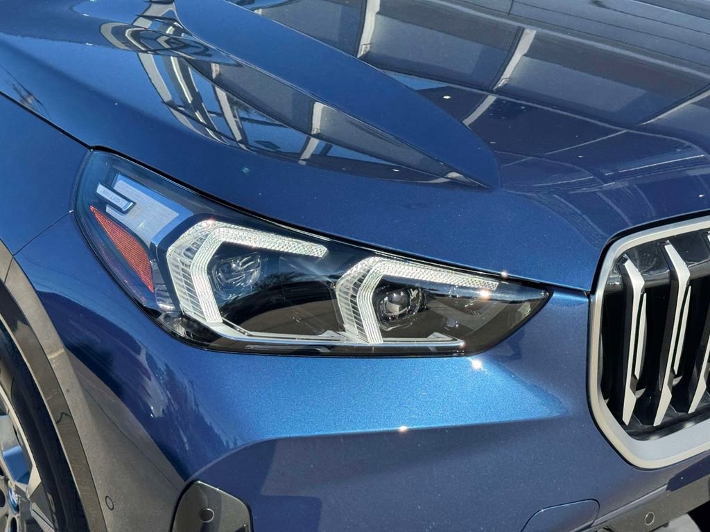 Certified 2025 BMW X1 xDrive28i w/ Convenience Package image 7