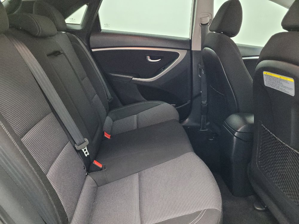Used 2016 Hyundai Elantra GT FWD image 19