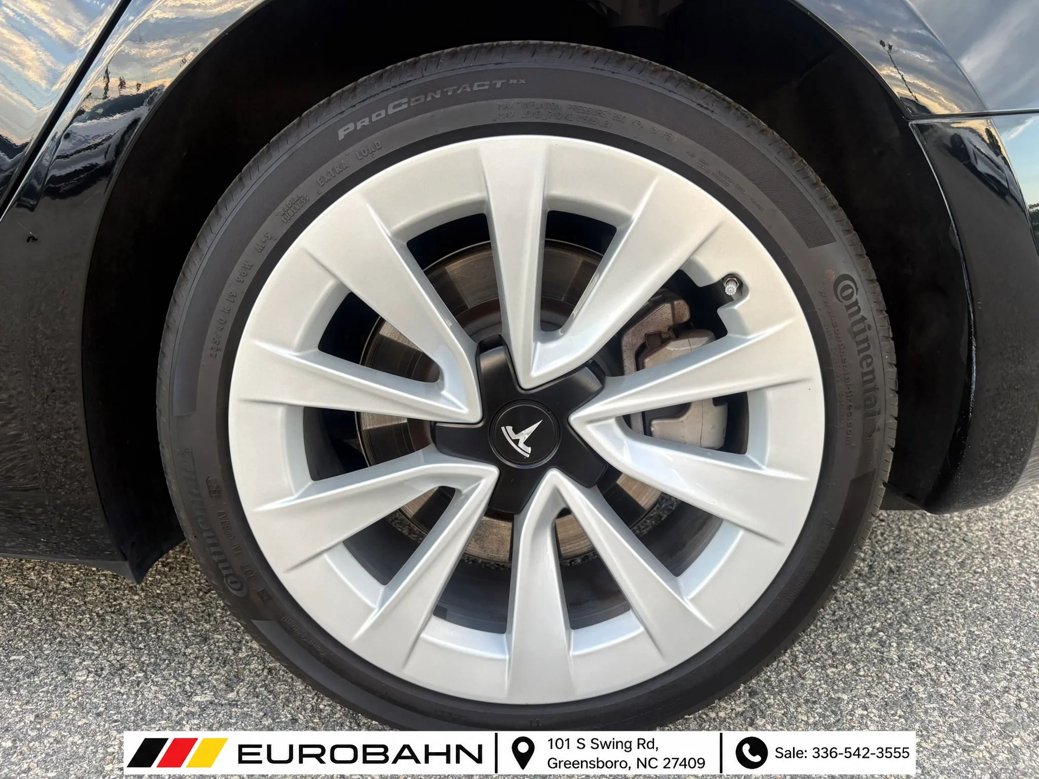Used 2023 Tesla Model 3 Standard Range RWD image 32