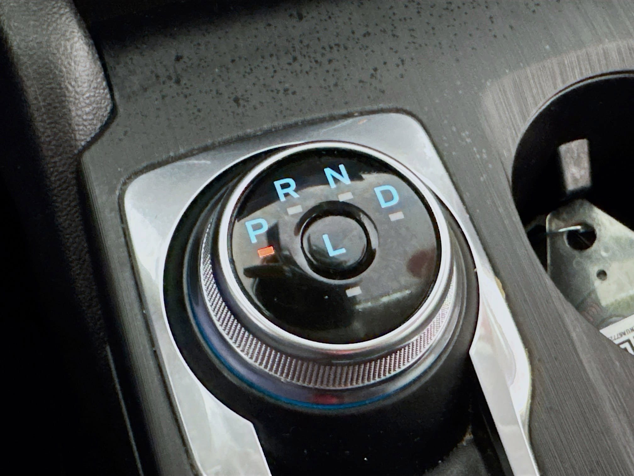 Used 2022 Ford Escape SE FWD image 18