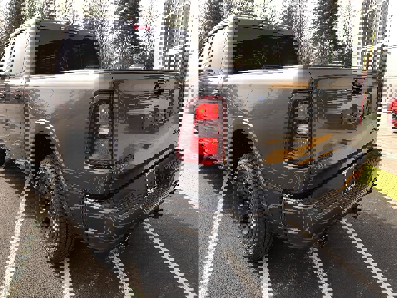 New 2026 RAM 1500 4x4 Crew Cab image 12