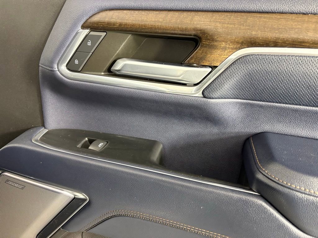 Used 2024 Chevrolet Silverado 3500 High Country w/ High Country Premium Package image 15