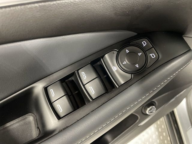 Used 2023 Buick Enclave Essence w/ Sport Touring Edition image 13