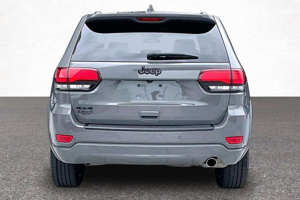 Used 2021 Jeep Grand Cherokee Laredo X AWD/4WD image 6