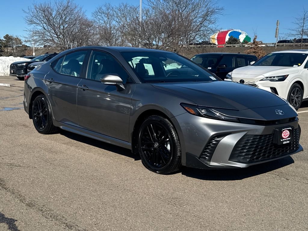 Used 2026 Toyota Camry SE w/ Convenience Package image 9