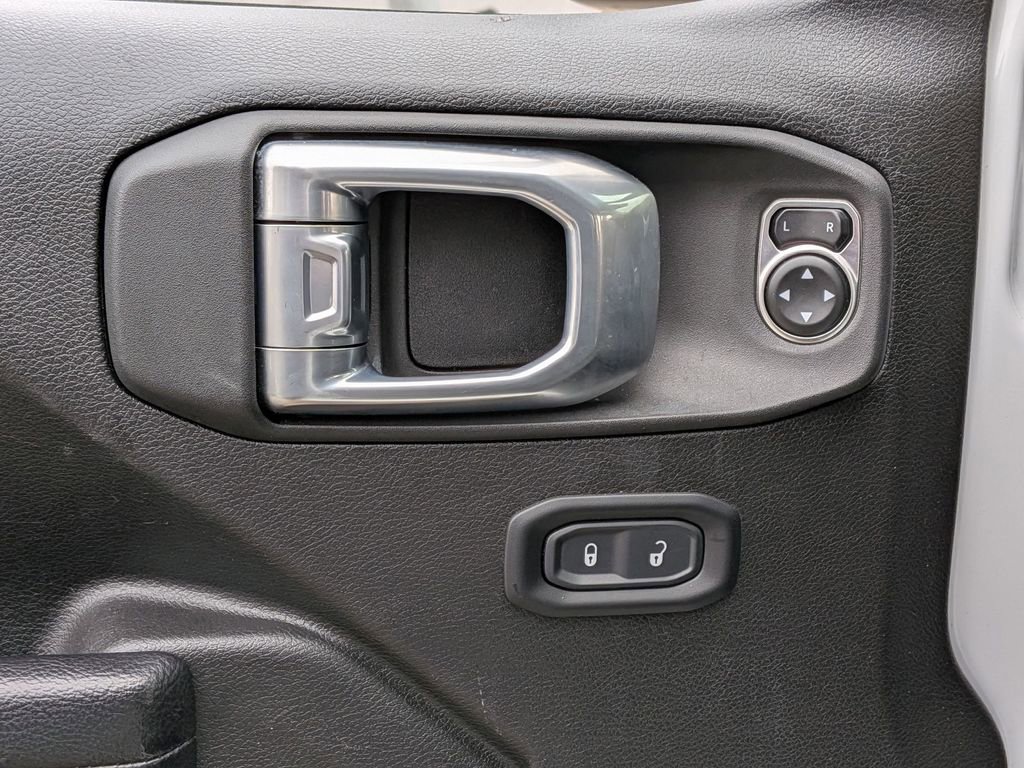 Used 2024 Jeep Wrangler Sport S image 11