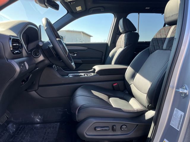 New 2026 Honda Pilot Black Edition image 18