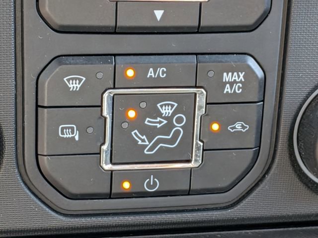 Used 2014 Ford F150 XLT w/ XLT Chrome Package image 28