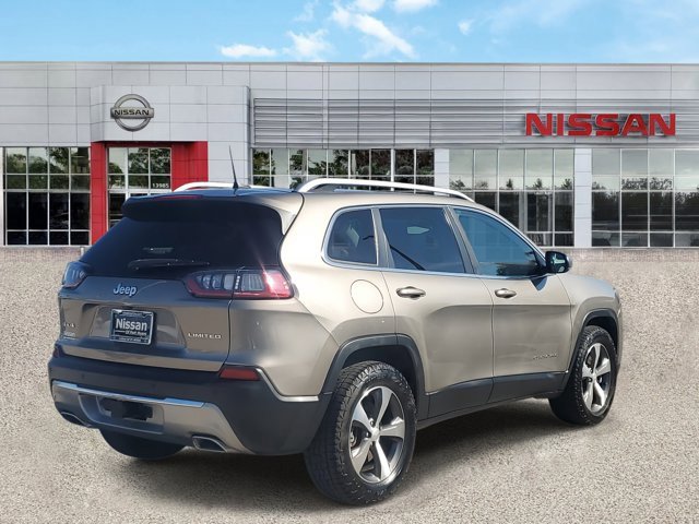 Used 2020 Jeep Cherokee Limited w/ Luxury Group image 4