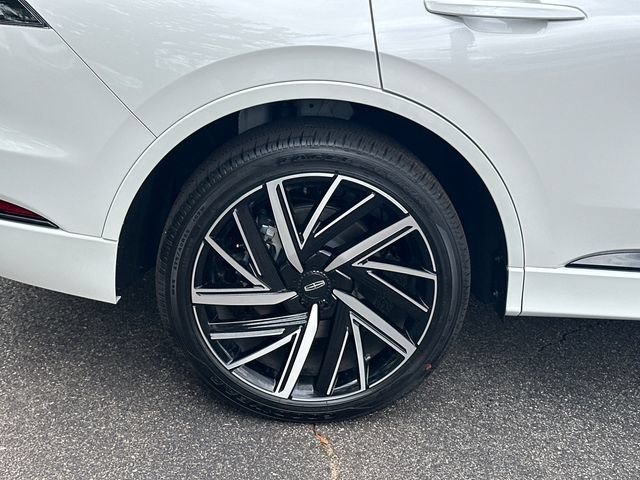 New 2026 Lincoln Aviator Black Label w/ Jet Appearance Package AWD/4WD image 18