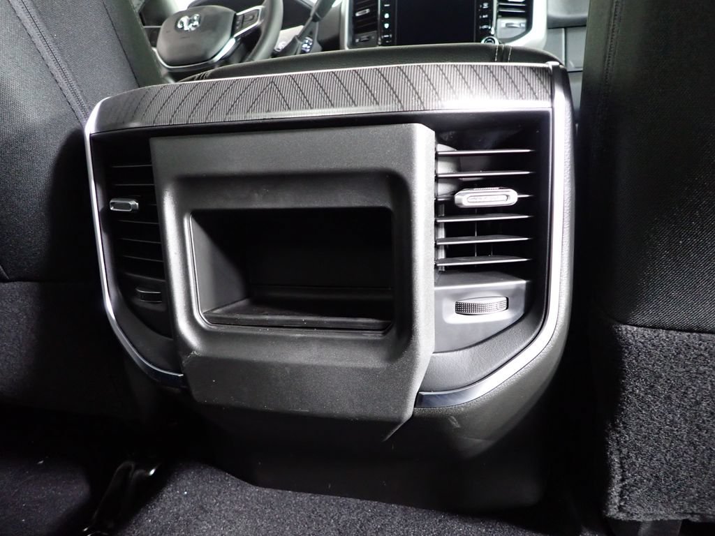 New 2026 RAM 2500 Big Horn AWD/4WD image 34