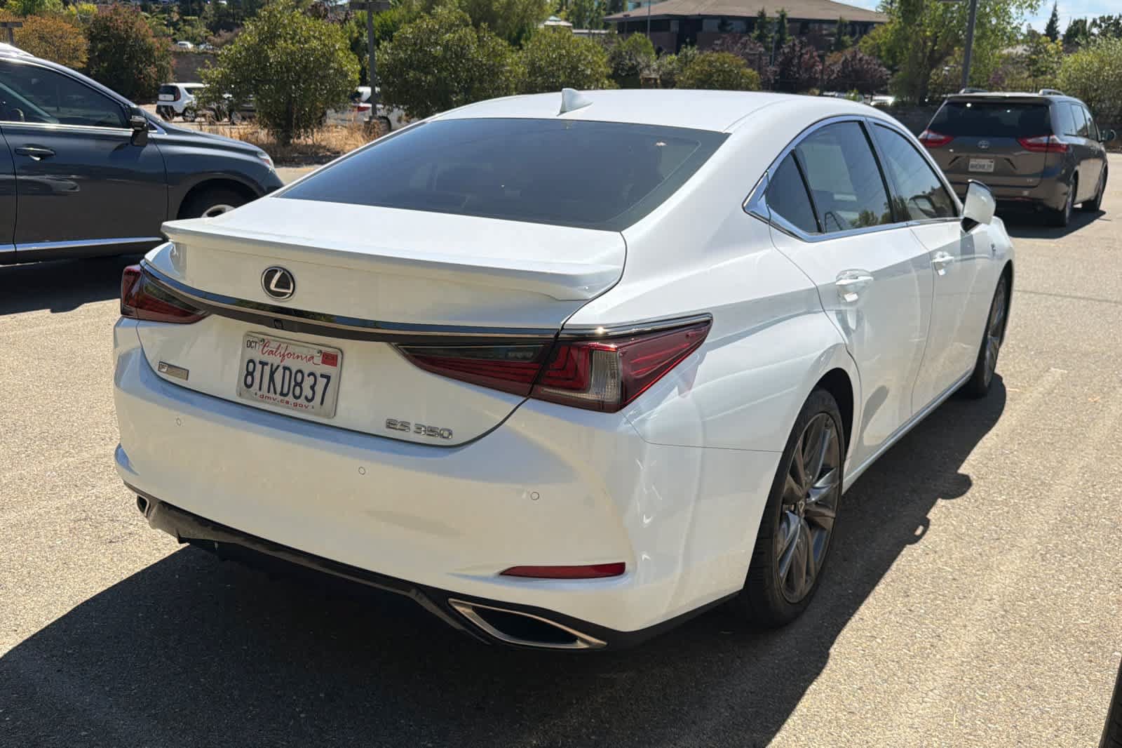Used 2020 Lexus ES 350 F Sport FWD image 2