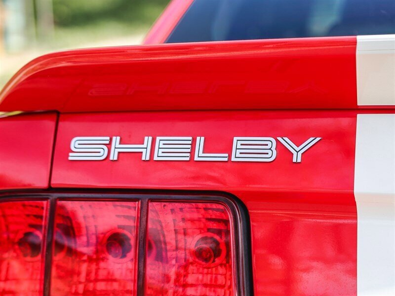 Used 2007 Ford Mustang Shelby GT500 RWD image 17