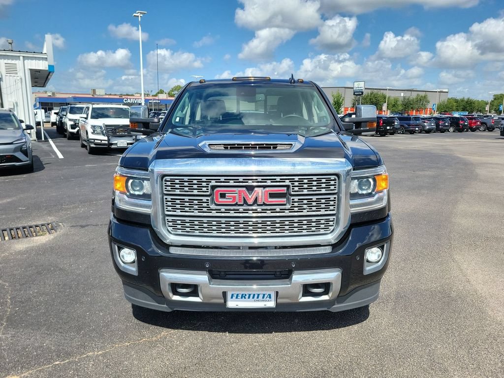 Used 2019 GMC Sierra 3500 Denali w/ Duramax Plus Package AWD/4WD image 29