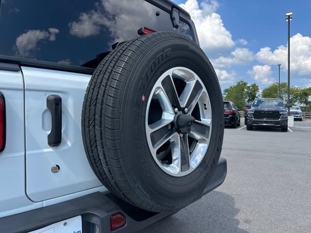 Used 2018 Jeep Wrangler Unlimited Sahara AWD/4WD image 45