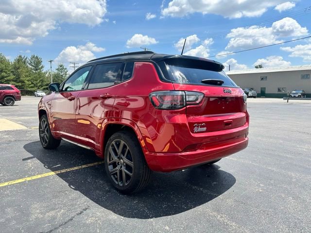 Used 2024 Jeep Compass Limited w/ High Altitude Package image 8