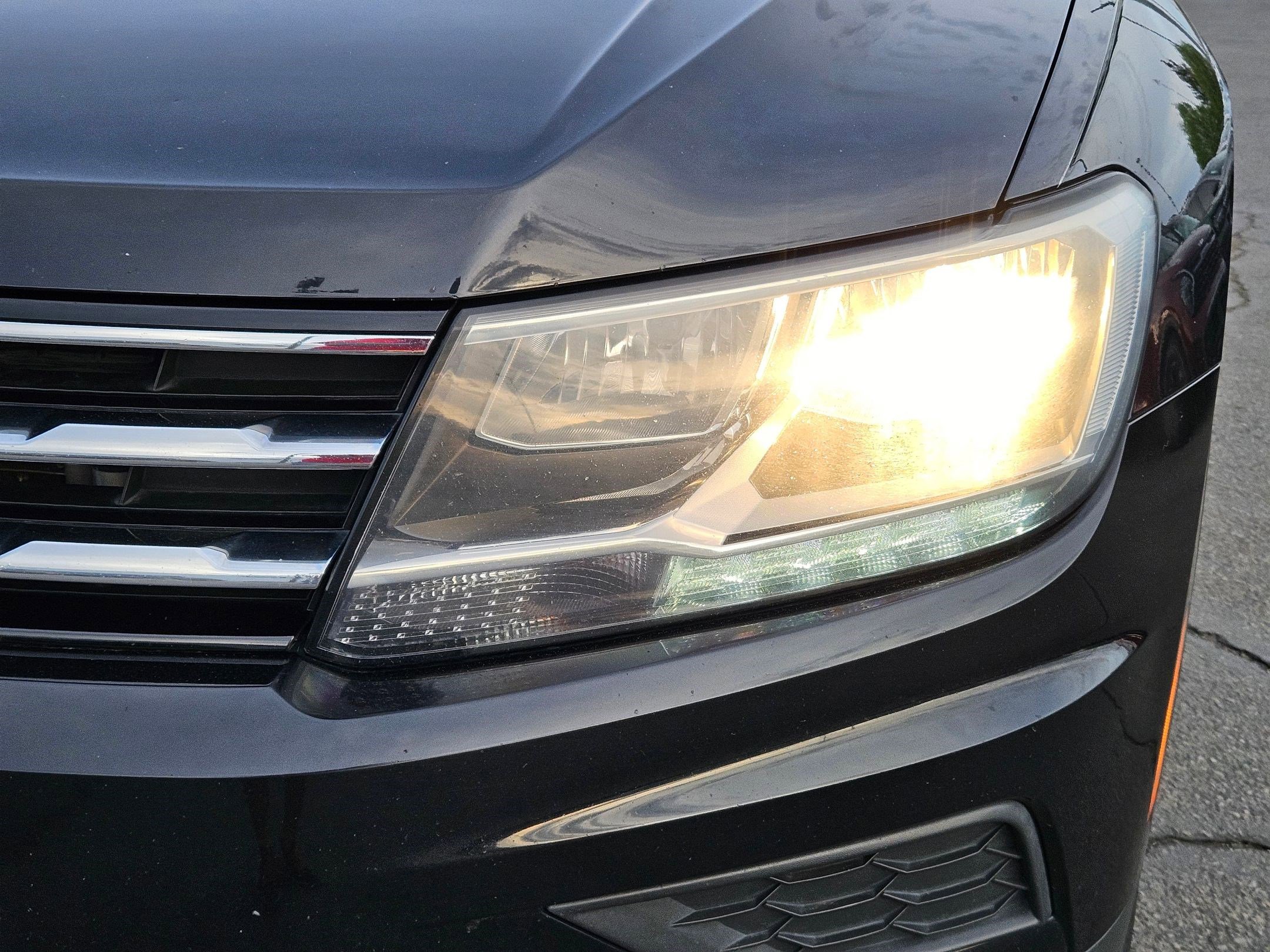 Used 2019 Volkswagen Tiguan SE image 12