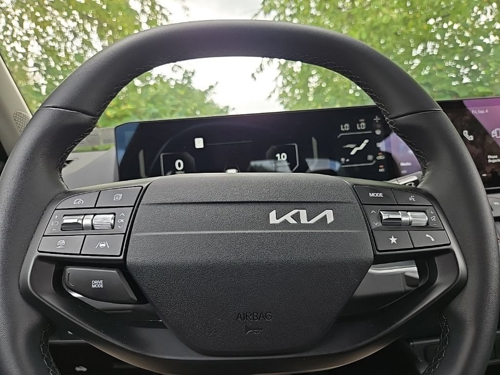 Certified 2025 Kia K4 EX FWD image 13