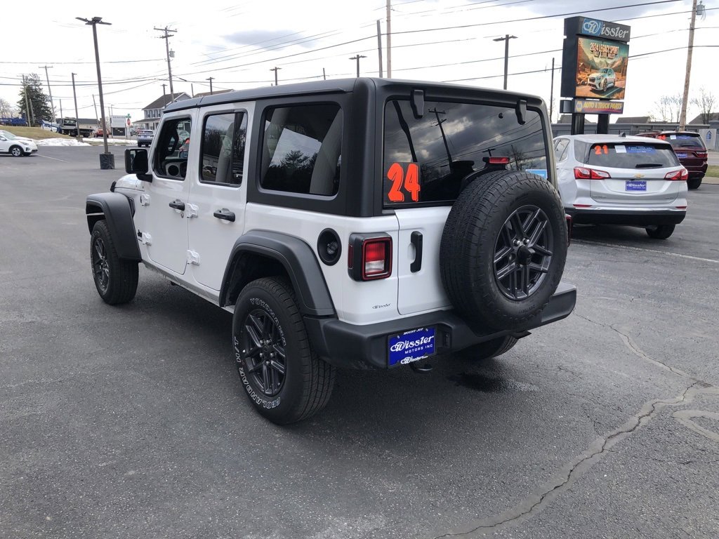 Used 2024 Jeep Wrangler Sport S image 3