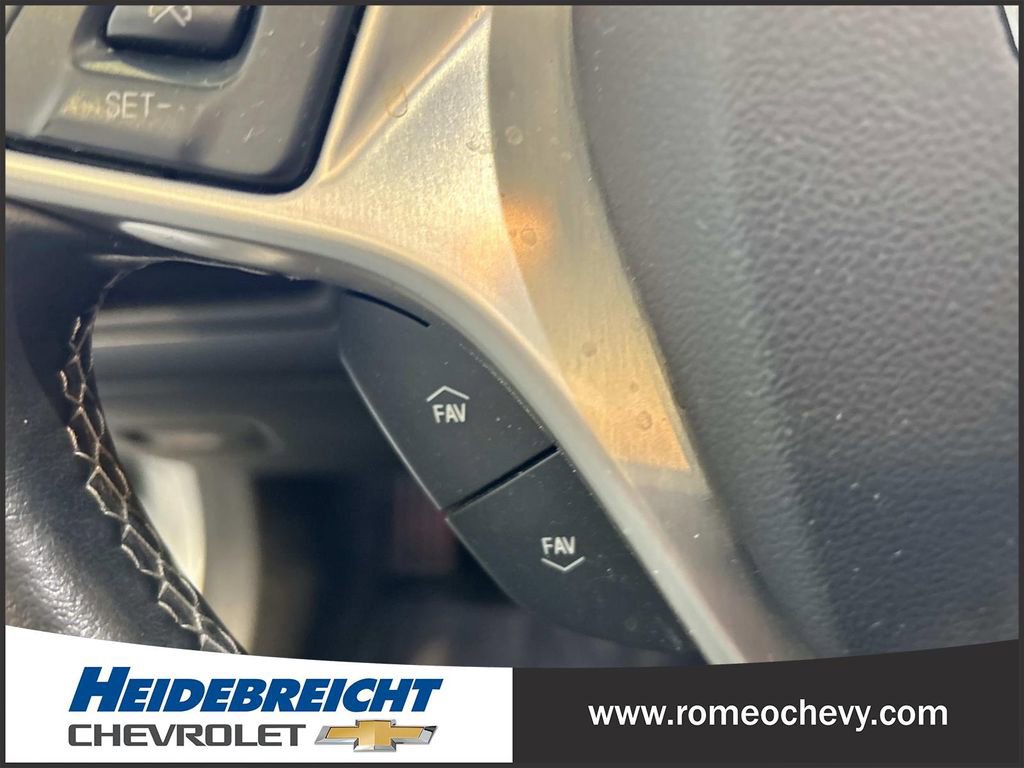 Used 2018 Chevrolet Corvette Stingray Coupe w/ 1LT RWD image 17