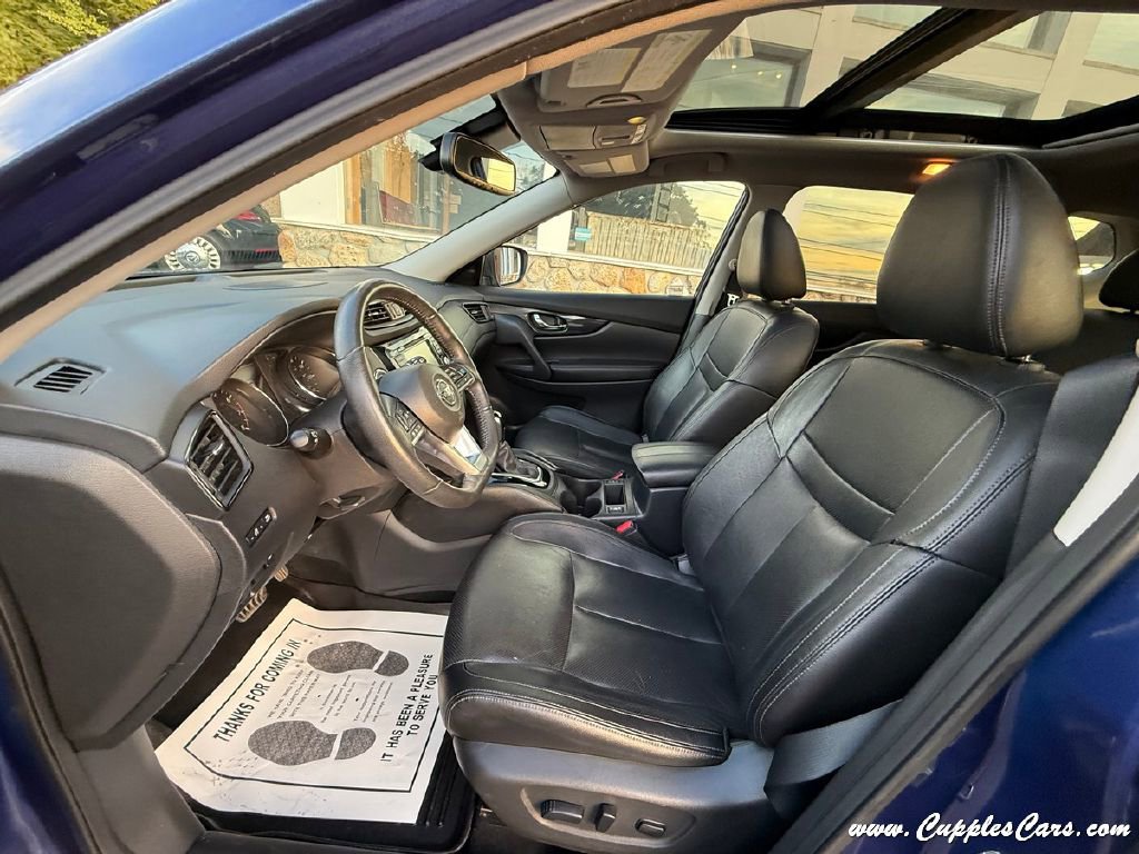Used 2019 Nissan Rogue SL w/ Premium Package image 26