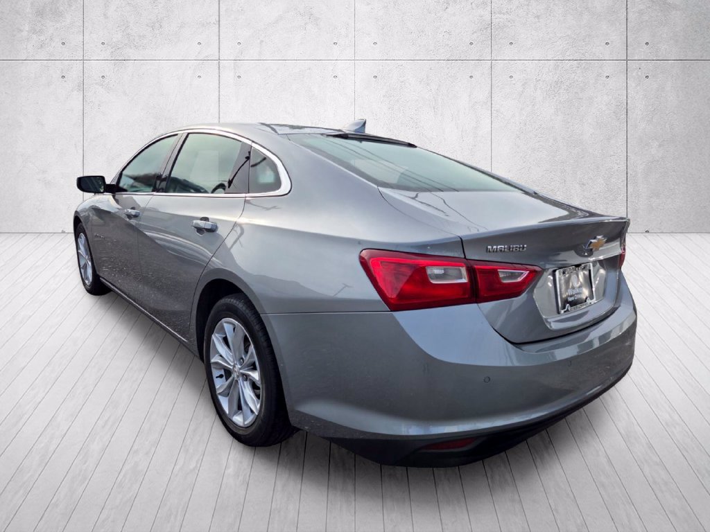 Used 2025 Chevrolet Malibu LT FWD image 3