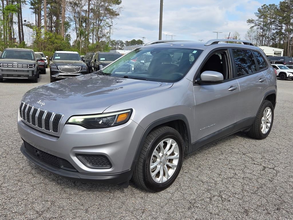Used 2021 Jeep Cherokee Latitude image 3