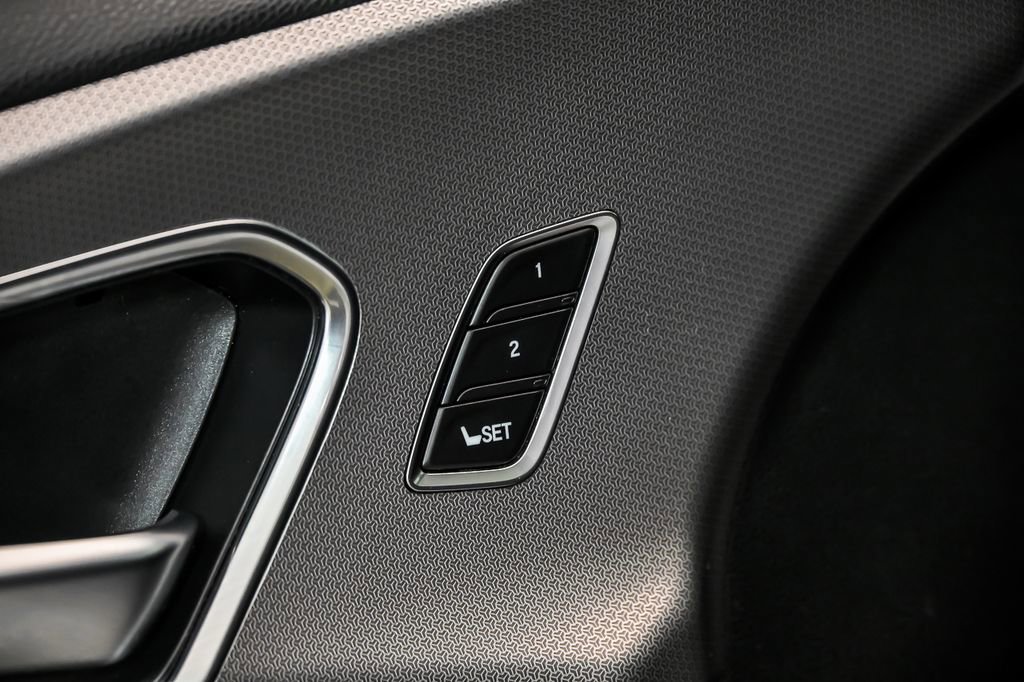 Used 2022 Acura RDX AWD w/ A-Spec & Advance Pkg image 11