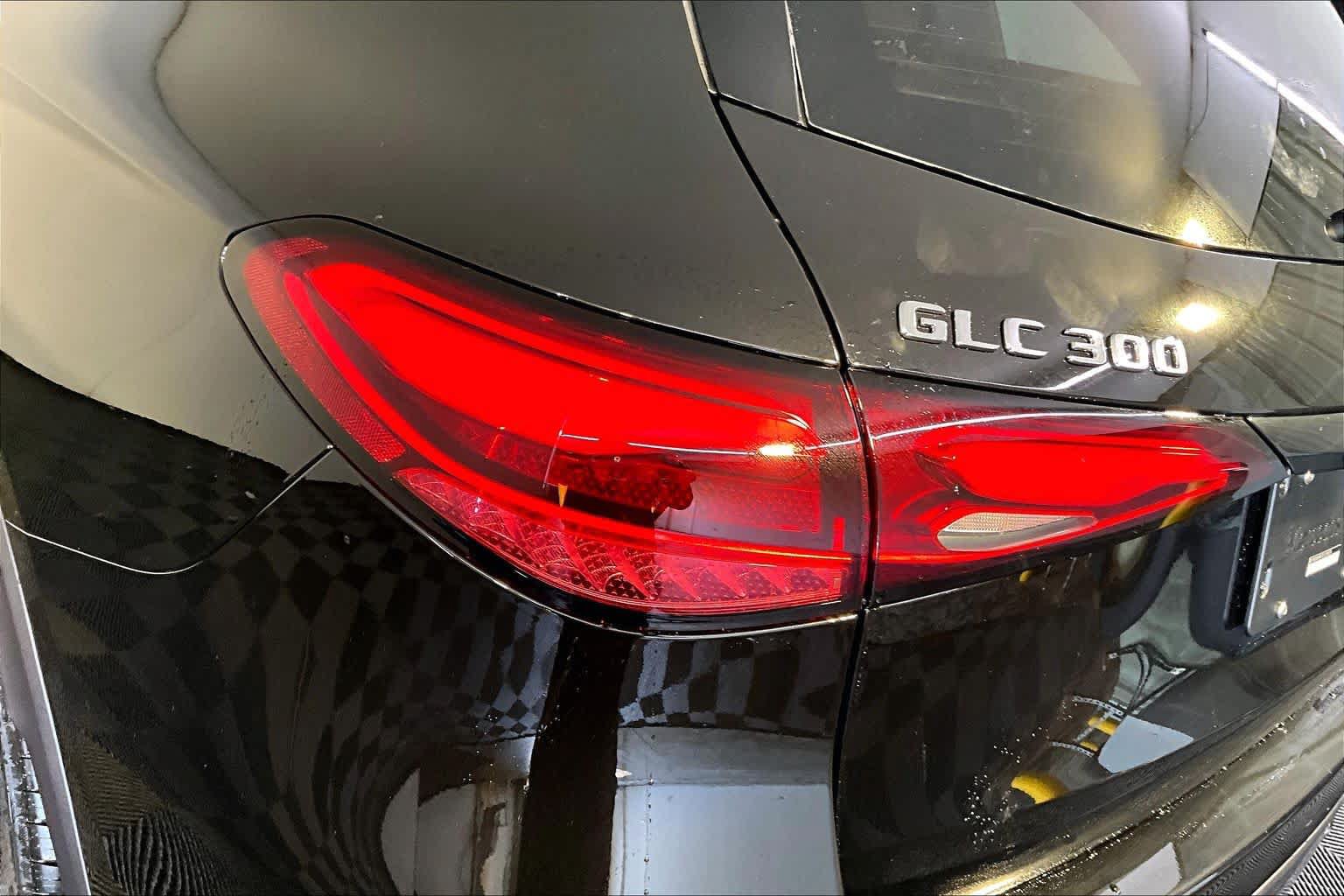 New 2026 Mercedes-Benz GLC 300 4MATIC image 5
