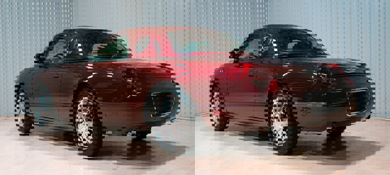 Used 2004 Ford Thunderbird Deluxe image 5