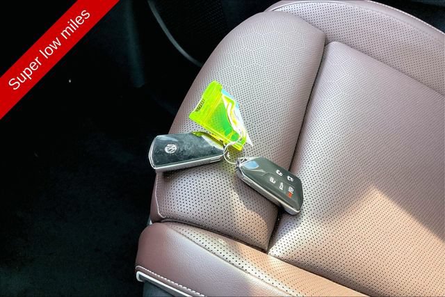 Used 2025 Volkswagen ID. Buzz Pro S Plus AWD/4WD image 11
