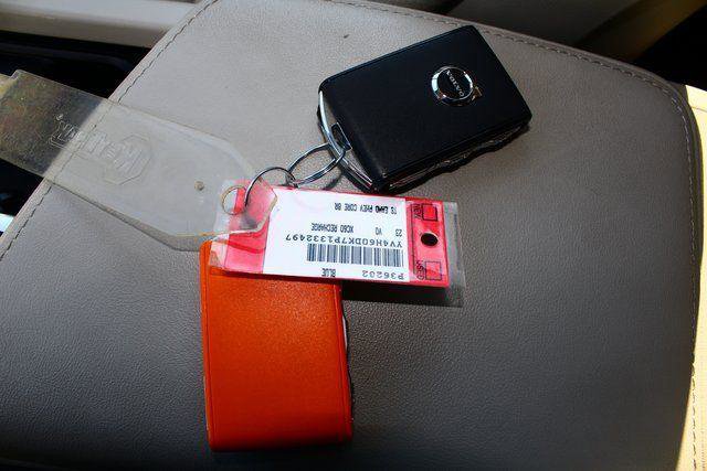 Used 2023 Volvo XC60 T8 Core image 22