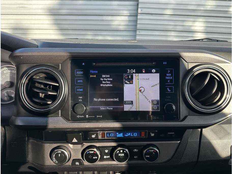 Used 2017 Toyota Tacoma TRD Off-Road image 23