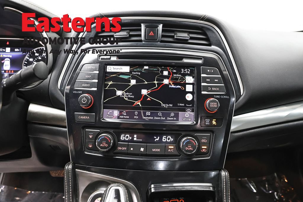 Used 2023 Nissan Maxima SV w/ Floor Mat Group FWD image 12