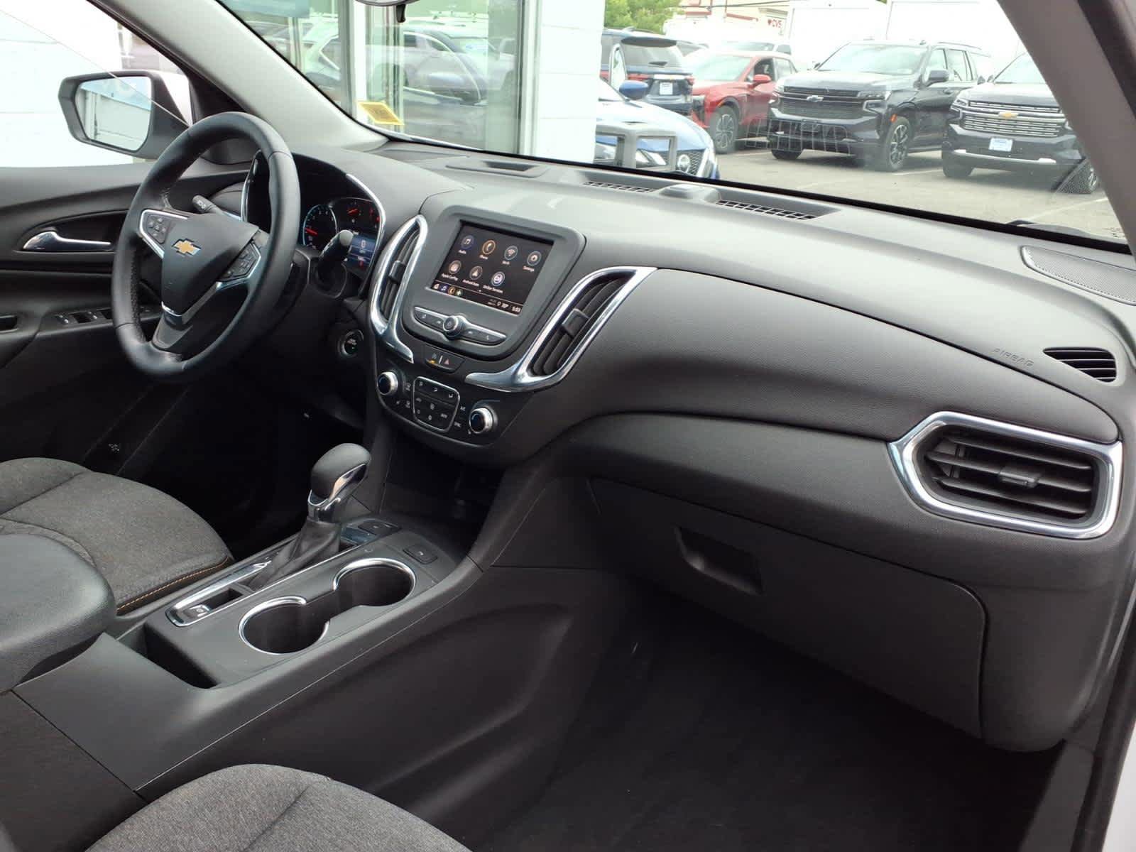 Used 2024 Chevrolet Equinox LT AWD/4WD image 22