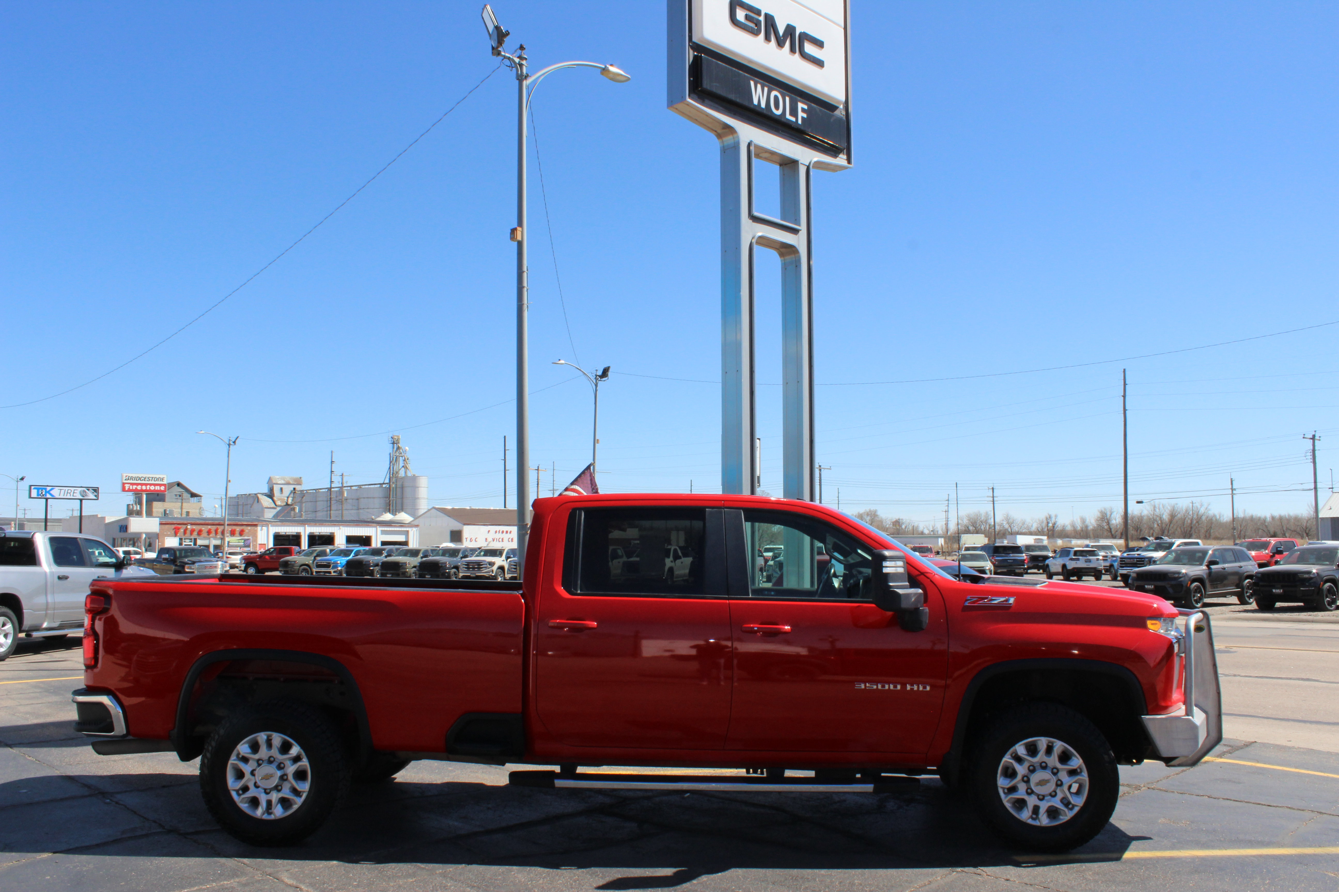 Used 2021 Chevrolet Silverado 3500 LT w/ Convenience Package image 2