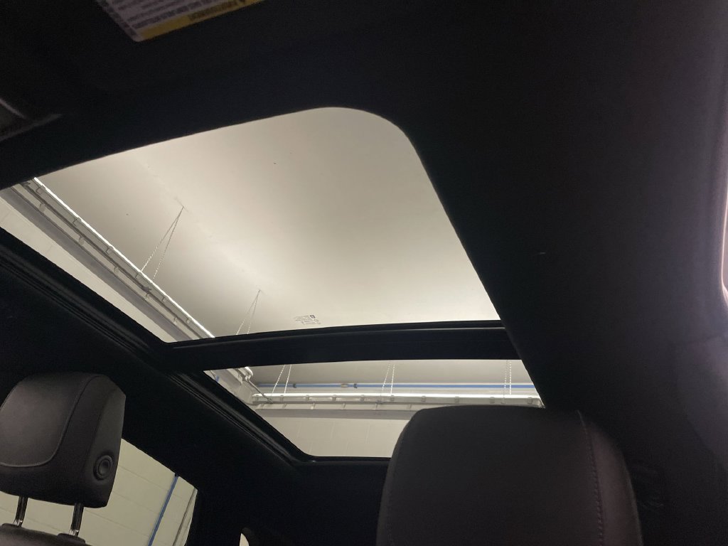 Used 2023 Cadillac XT5 Sportv AWD/4WD image 14