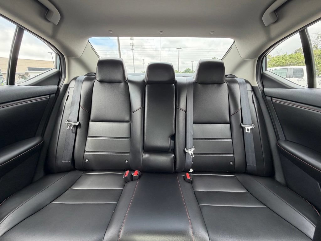 Used 2024 Nissan Sentra SR w/ SR Premium Package FWD image 25