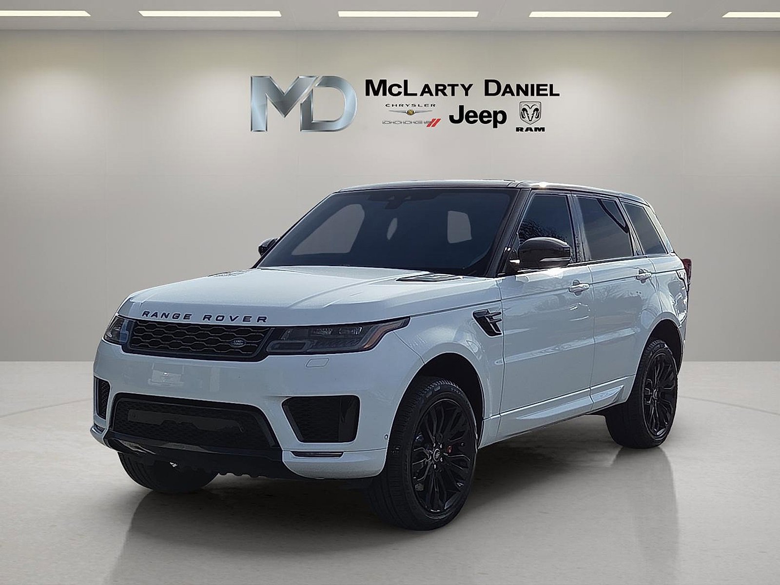 Used 2018 Land Rover Range Rover Sport Supercharged image 2