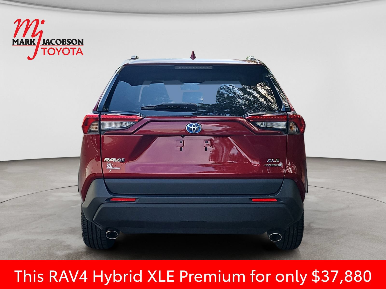 Used 2023 Toyota RAV4 XLE Premium AWD/4WD image 11
