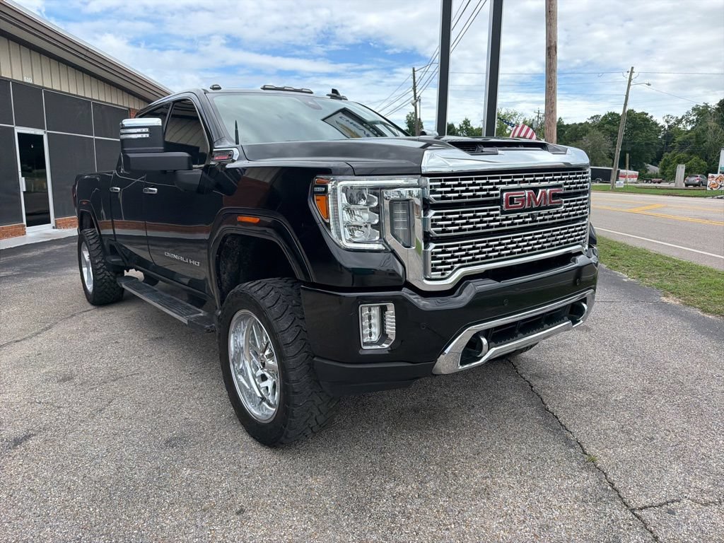 Used 2021 GMC Sierra 2500 Denali w/ Denali Ultimate Package AWD/4WD image 2